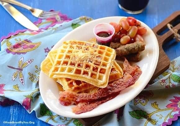 Waffles Pão de Queijo — When Brazilian Cheese Bread Met Waffles (Naturally gluten-free and ready in 5 minutes)!!! waffles-pao-de-queijo