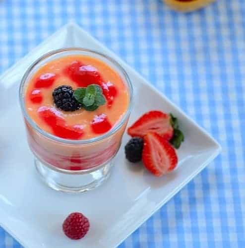 papaya cream in a ramekin