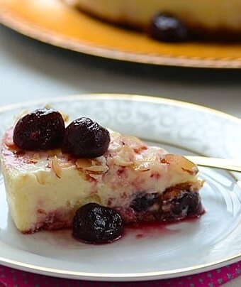 almond-cherry-cheesecake