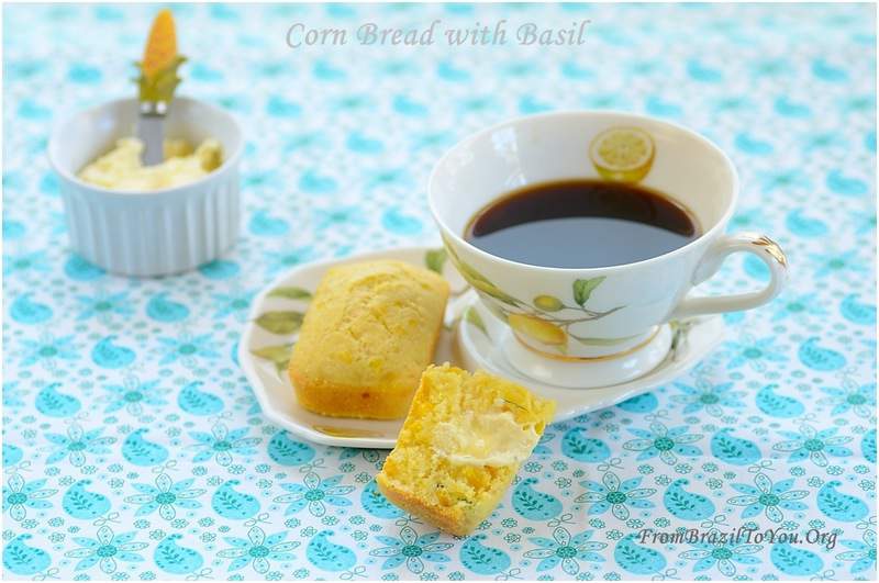 Corn bread with basil