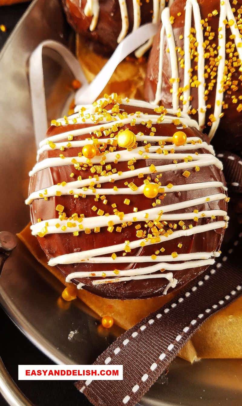 close up of Brazilian gingerbread loaf decorated with sprinkles