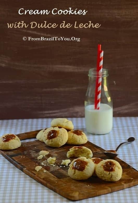 Cream Cookies with Dulce de Leche