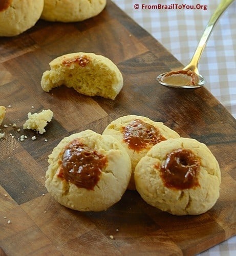 Biscoito de nata com doce de leite