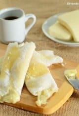 tapioca-crepes-cheese