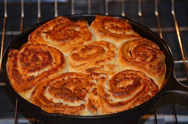 Coconut Rolls (Pão Doce com Coco) - Easy and Delish