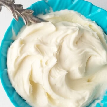 a bowl with requeijao cremoso