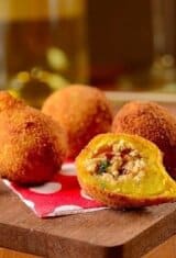 brazilian-chicken-fritters