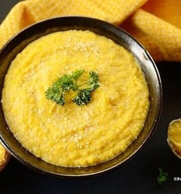 Mashed pumpkin in a bowl