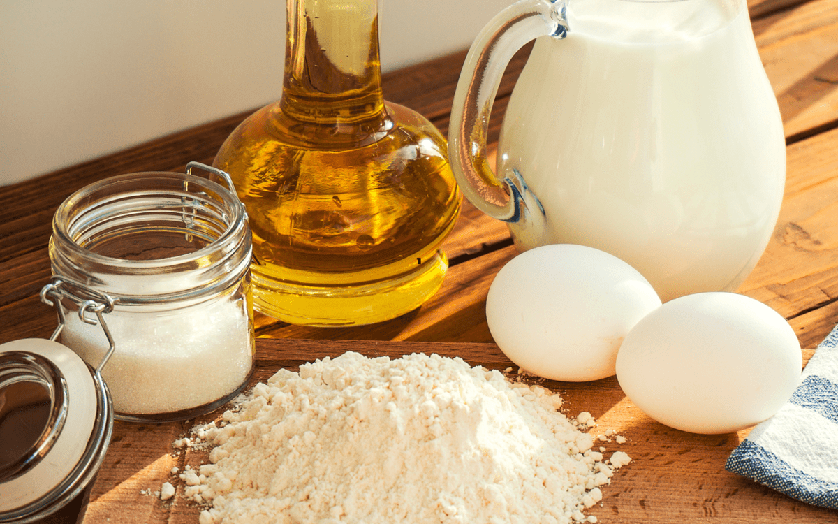 rice cake ingredients on a table.