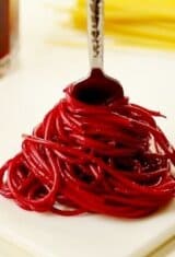 how-to-color-pasta-juice