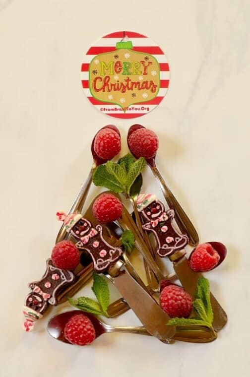 Christmas tree made from berries and cutlery to celebrate one of the major Brazilian holidays
