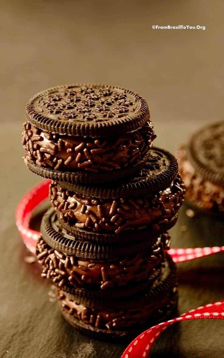 A stack of brigadeiro cookies