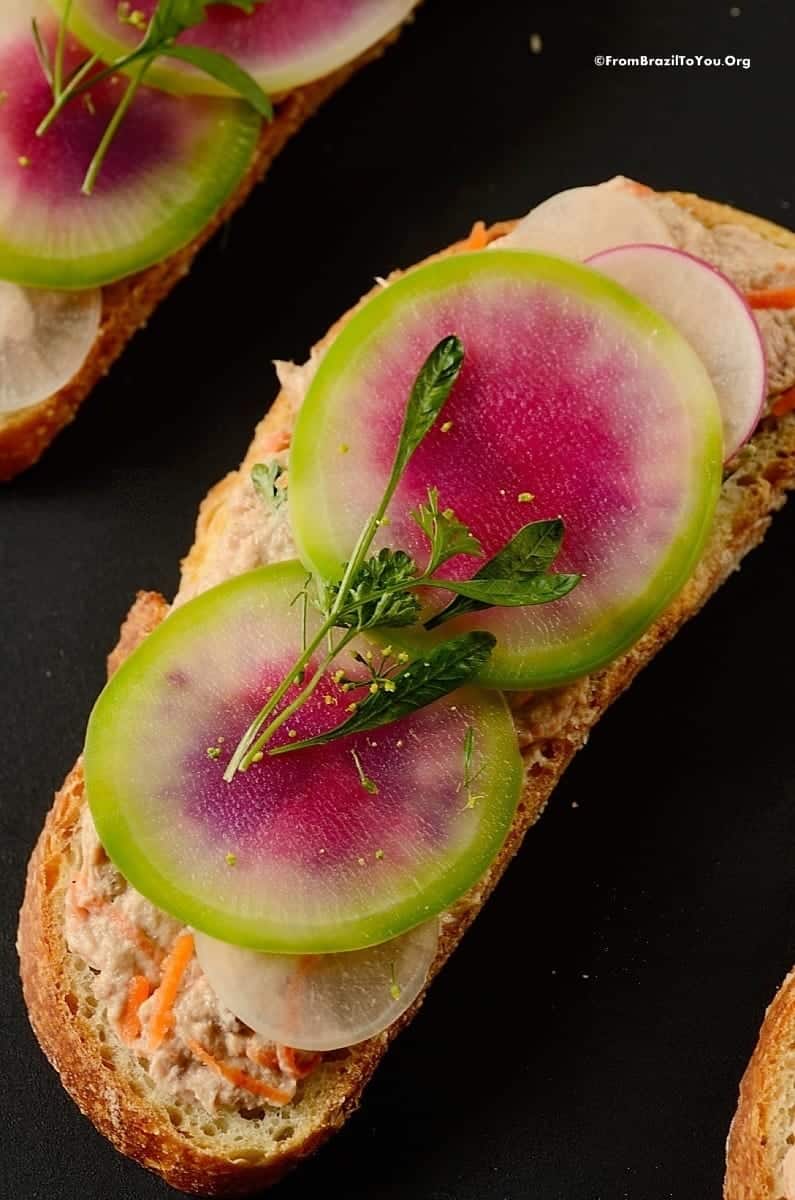 Tuna Salad Sandwich (Sanduíche Natural de Atum)