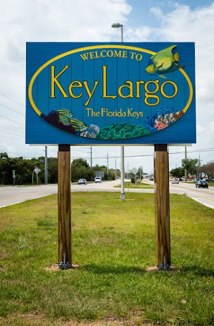 Blue Key Largo sign on a pole