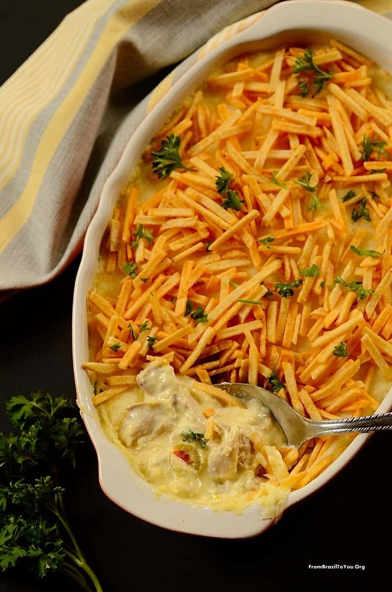 A chicken casserole with shoestring potatoes