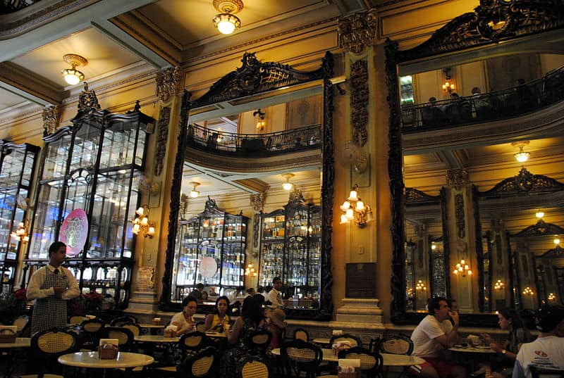 Confeitaria Colombo by Leandro Neumann Ciuffo -- Creative Common Atributtion 2.0 Generic