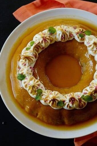 A plate with decorated dessert for Autumn.