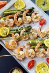 One-sheet-pan-lemon-garlic-parmesan-shrimp-and-asparagus