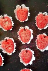 Strawberry-brigadeiros