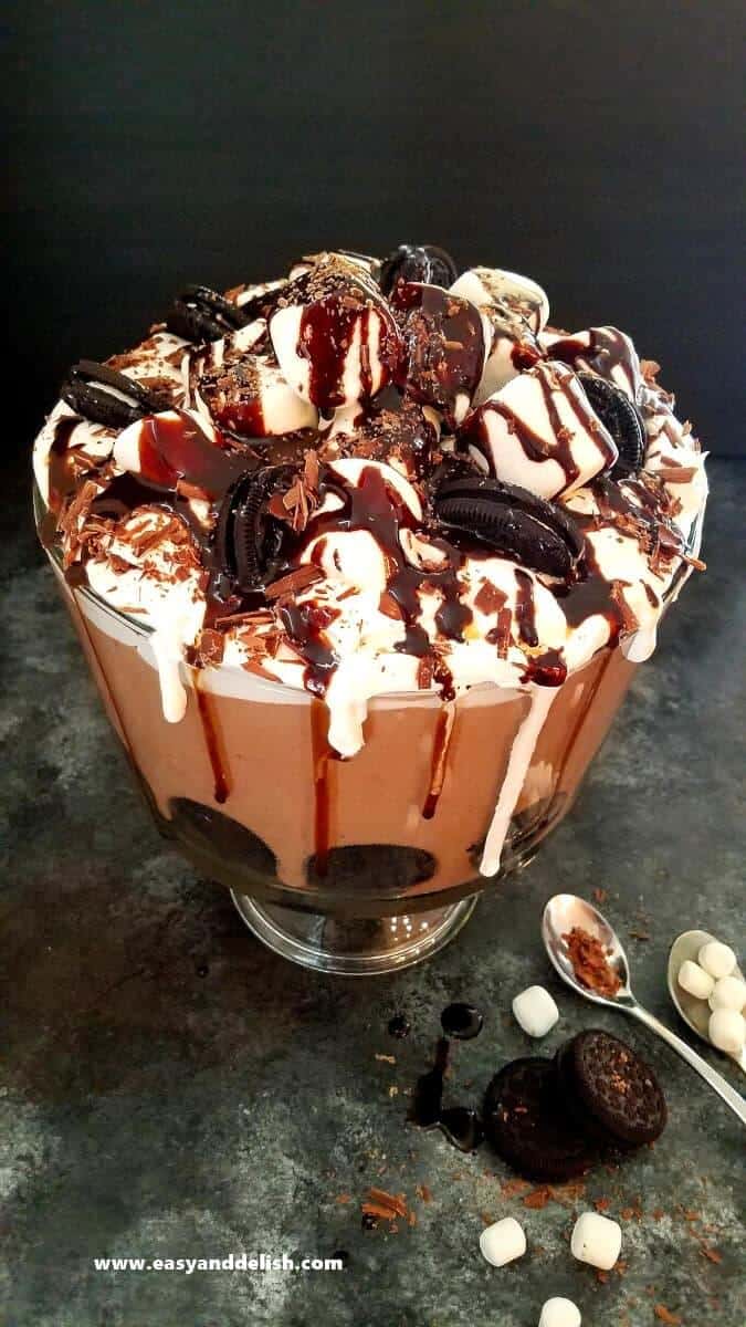hot chocolate trifle in a trifle bowl