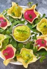 Spicy-cranberry-avocado-dip