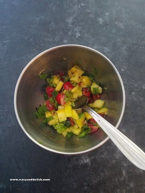 Mango salsa for the turmeric lime chicken