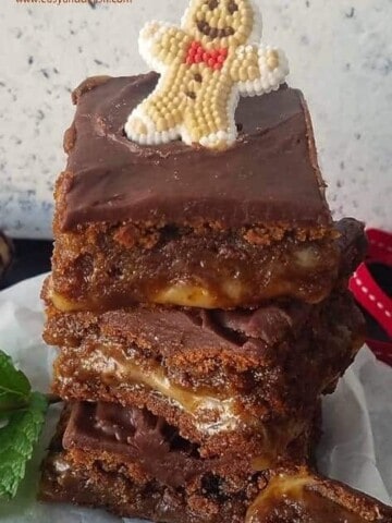 a pile of gingerbread cookie bars