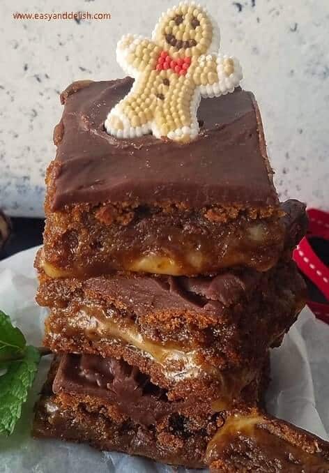 a pile of gingerbread cookie bars