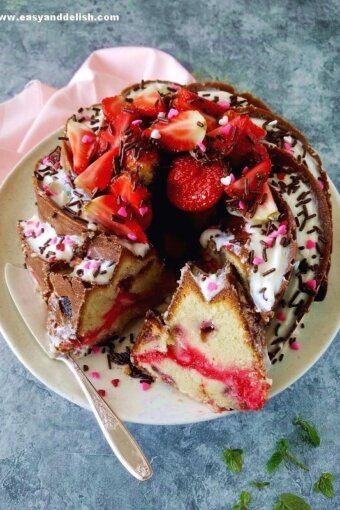 strawberry pound cake in a plate
