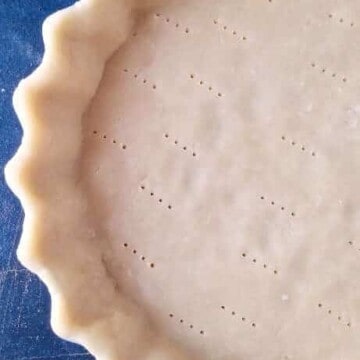 a close up of pie crust