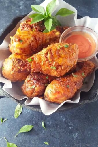 Fried chicken served in a skillet