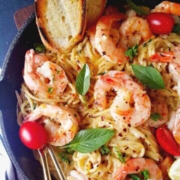 shrimp scampi pasta recipe served in an skillet