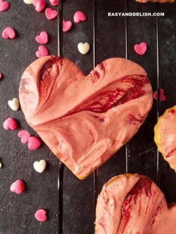 Easy shortbread cookies over a rack