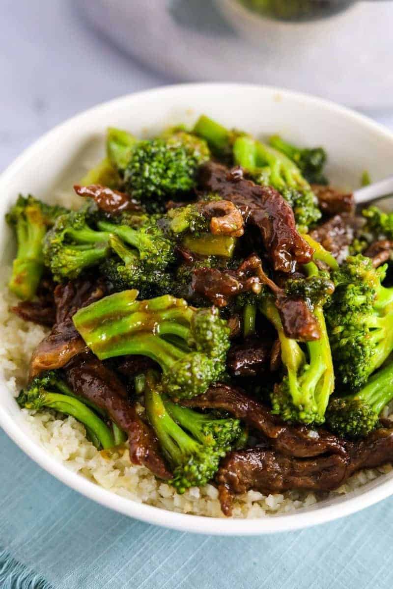 a bowl of keto beef and broccoli -- one of the quick and easy low carb dinner recipes