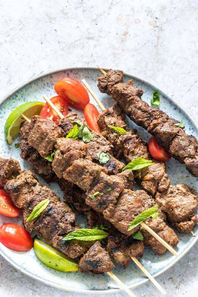 lamb kabobs in a plate -- 30 quick and easy low carb dinner recipes 