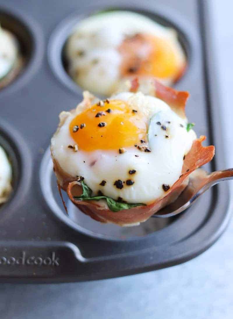 eggs wrapped in a prosciutto in a tin as one of easy one pot meals for breakfast