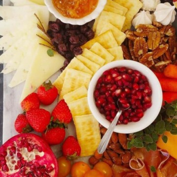 cropped-how-to-make-a-cheese-board-4.jpg