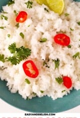 CLOSE UP OF JASMINE RICE INA BOWL