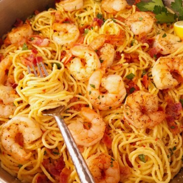 close up of a pan with shrimp carbonara