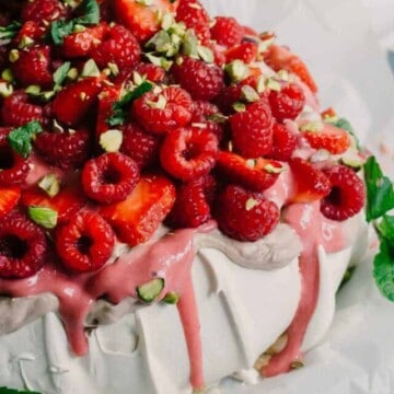 cropped-pavlova-with-cream-and-curd-2-pavlova-receita-2.jpg