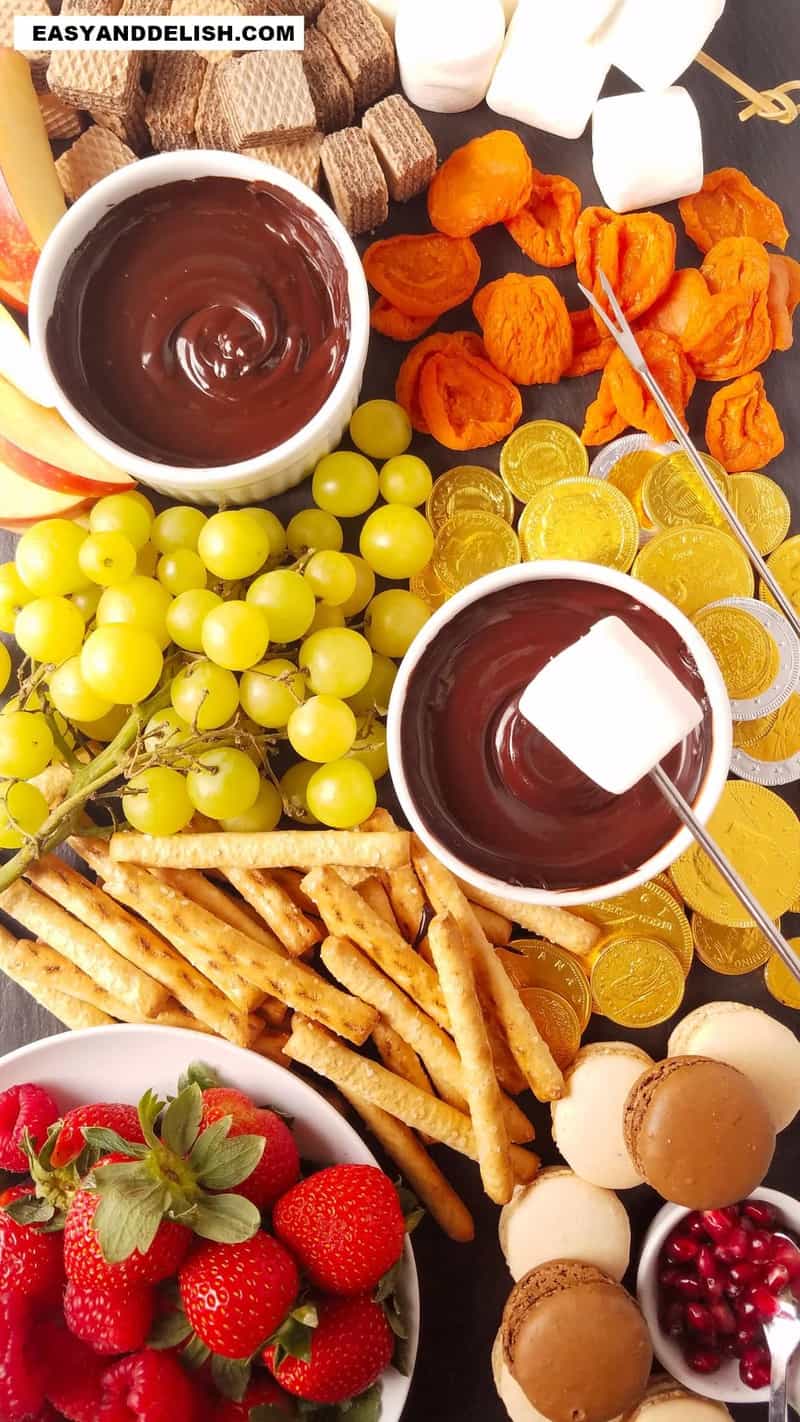 Fondue de chocolate, Doces e sobremesas