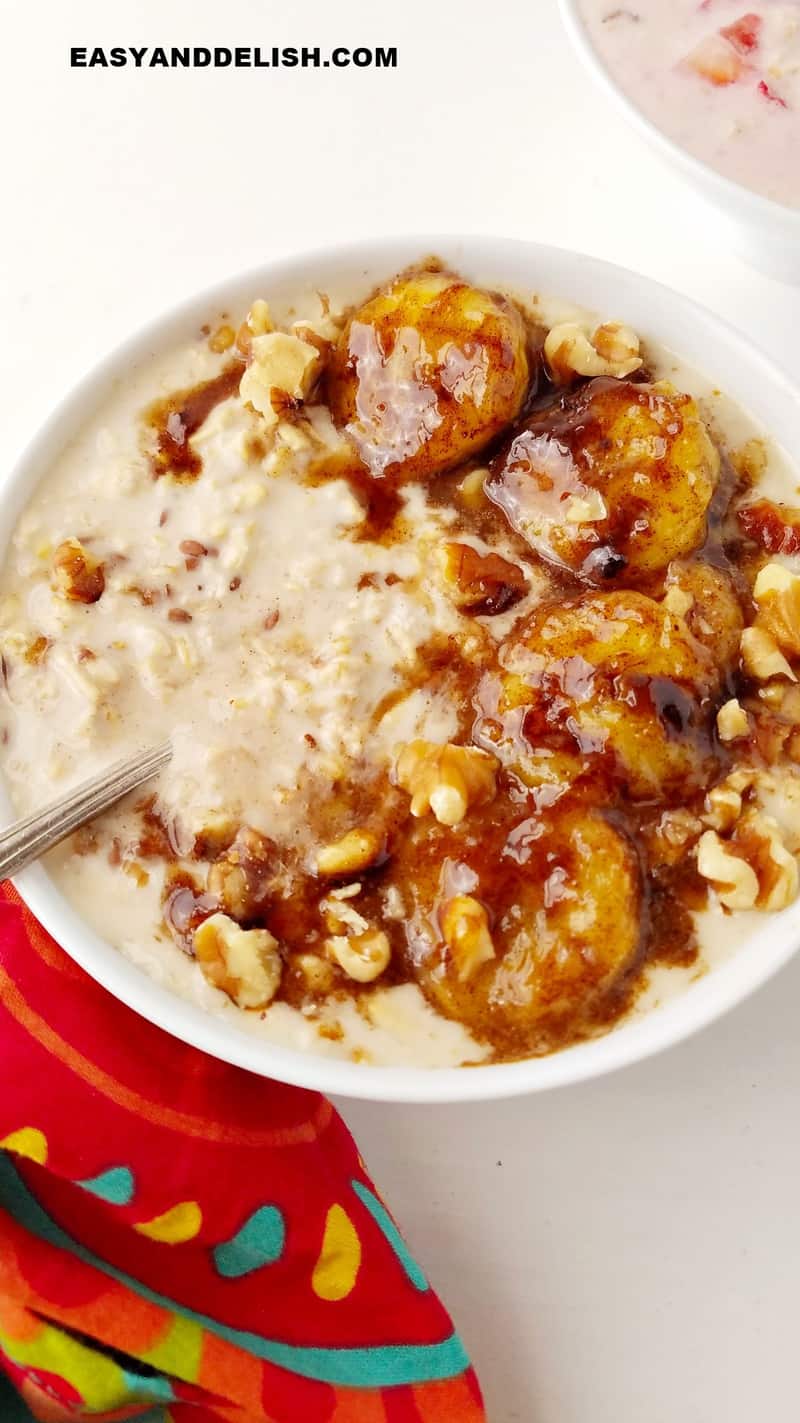 banana bread protein oats in a bowl