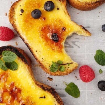 cropped-yogurt-custard-toast-3-toasts-in-a-baking-sheet.jpg