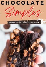 close up de um biscoito de chocolate simples
