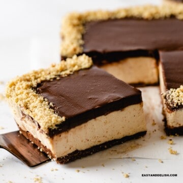 close up of a slice of keto chooclate cheesecake that is no bake