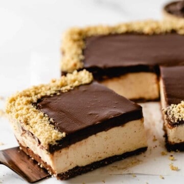 cropped-No-Bake-Chocolate-Cheesecake-one-slice.jpg