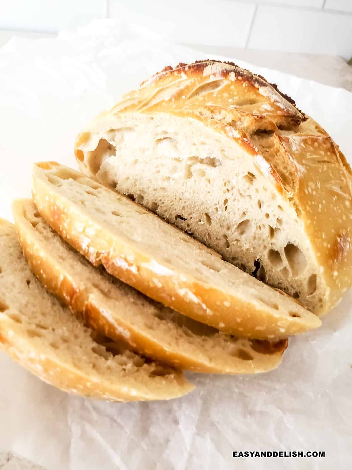 EASY SOURDOUGH BREAD WITH STARTER STORY - Easy and Delish