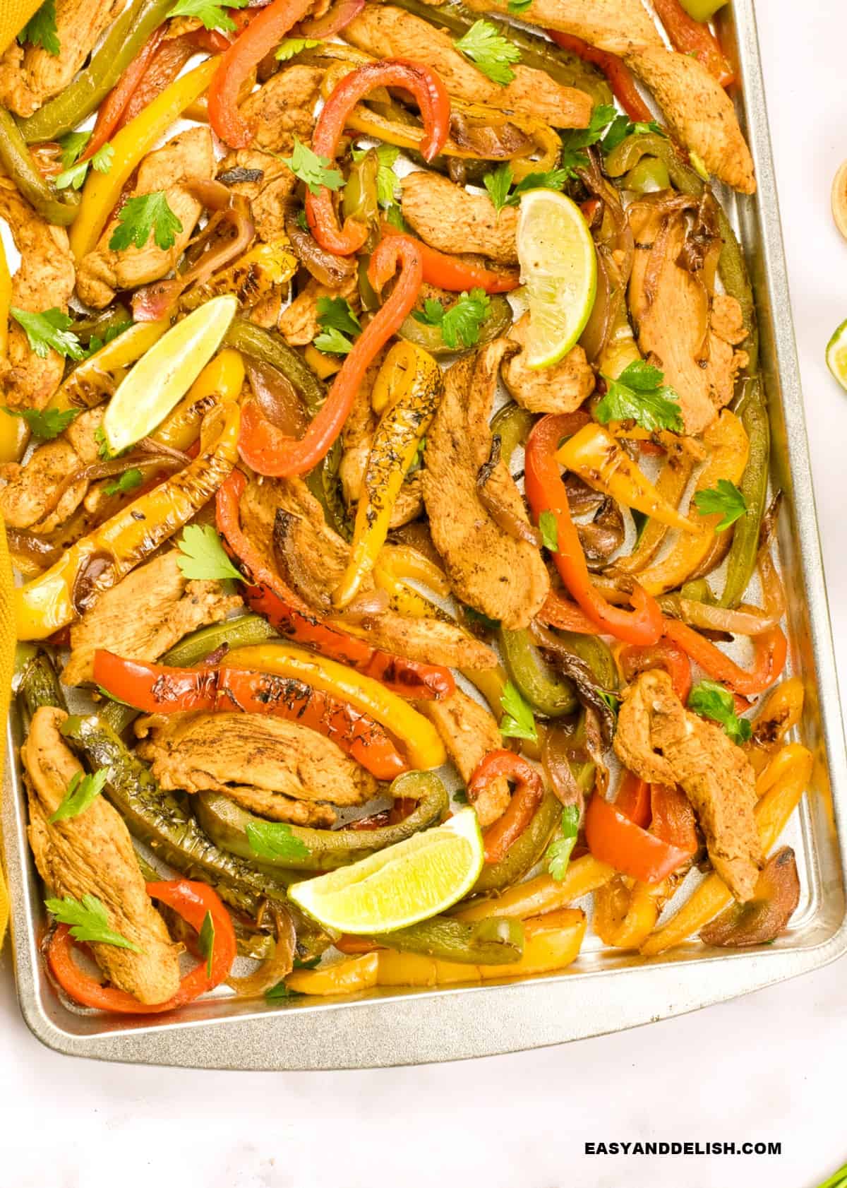 sheet pan keto fajitas with liem wedges.