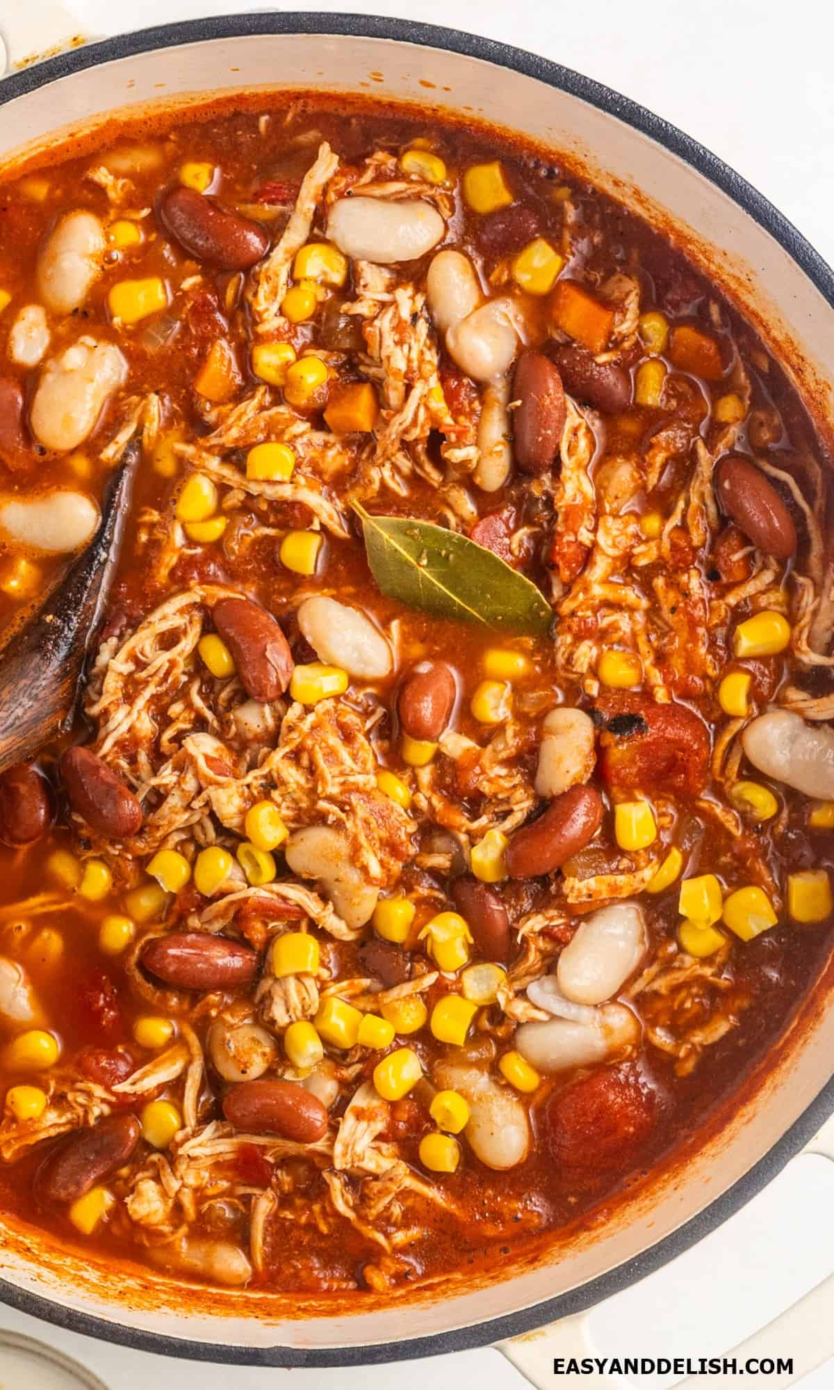 A dutch oven full of turkey chili. 