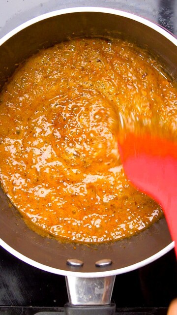 Smooth ready hot honey glaze